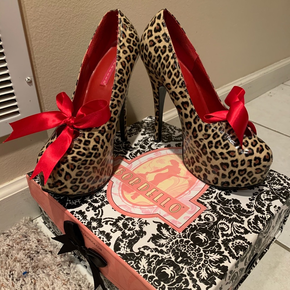 Leopard/Cheetah Heels